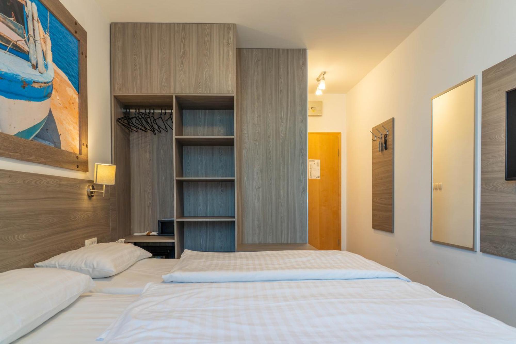 Double Room Sea Lake View